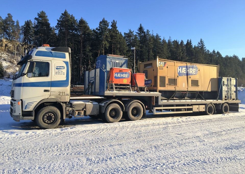 Aggregat semi m/vanncontainer og aggregat